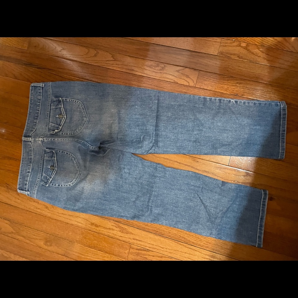 Jeansss